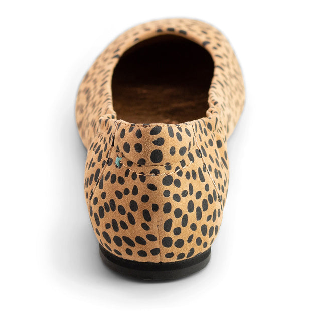 POLILLA Ballet Flat (Women) | Spotted Caramel