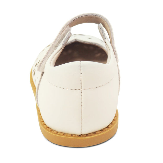 ASTRID Mary Jane (Youth) | Bright White Perf