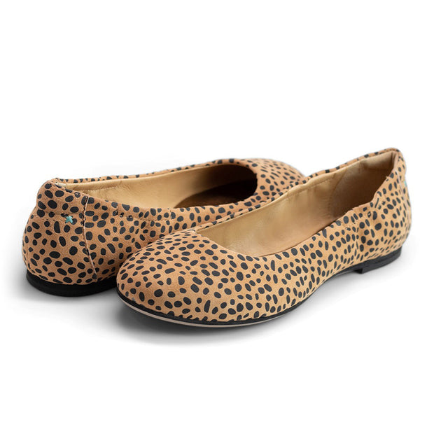 POLILLA Ballet Flat (Women) | Spotted Caramel