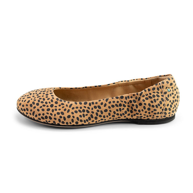 POLILLA Ballet Flat (Women) | Spotted Caramel