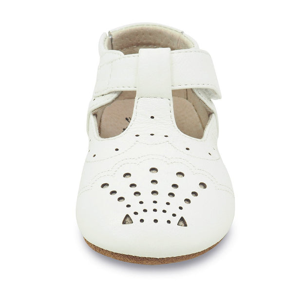  cora perforated baby shoe in milk, front view