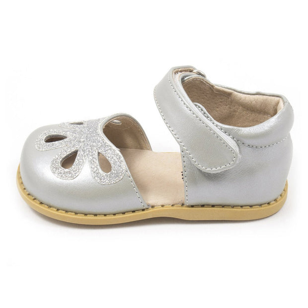 Girls leather mary jane shoe in silver with silver glitter flower side view