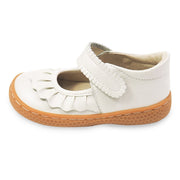 Ruche Mary Jane shoes for little girls in white pearl leather, side view